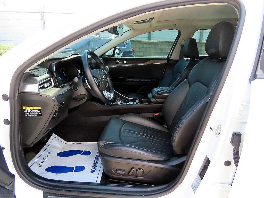 KIA K5 - Vista 5