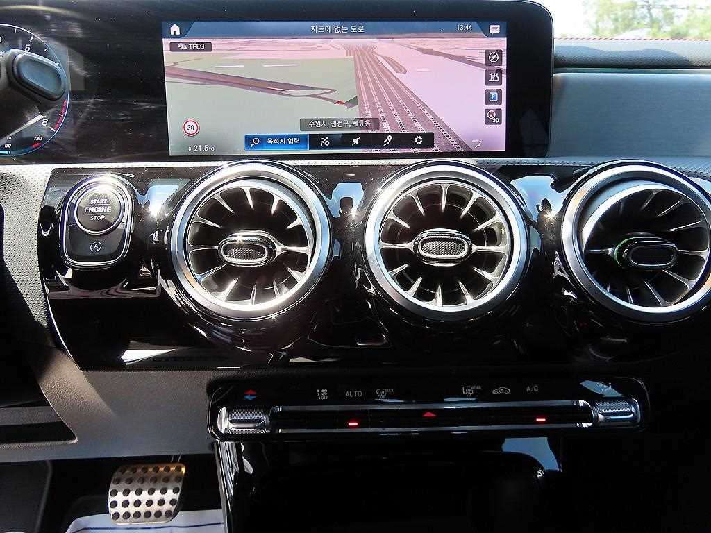 Mercedes Benz CLA Class 2022 Blanco - Importación desde Corea - HF Imports Iquique - Foto 14