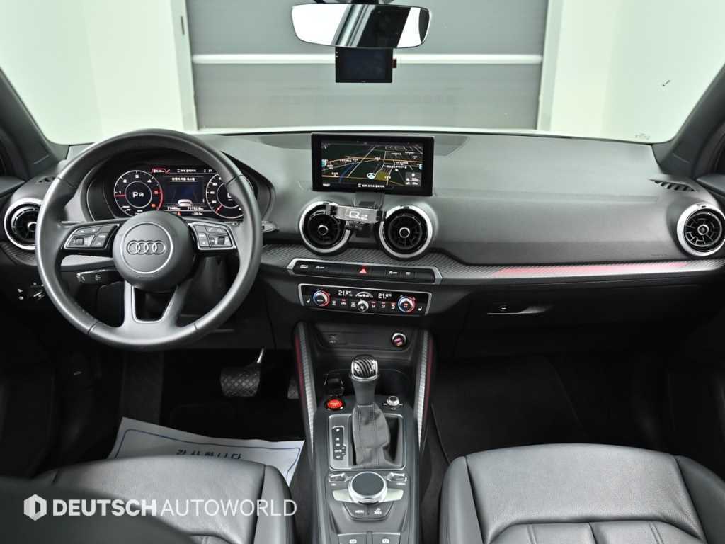 Audi Q2 - Vista 7