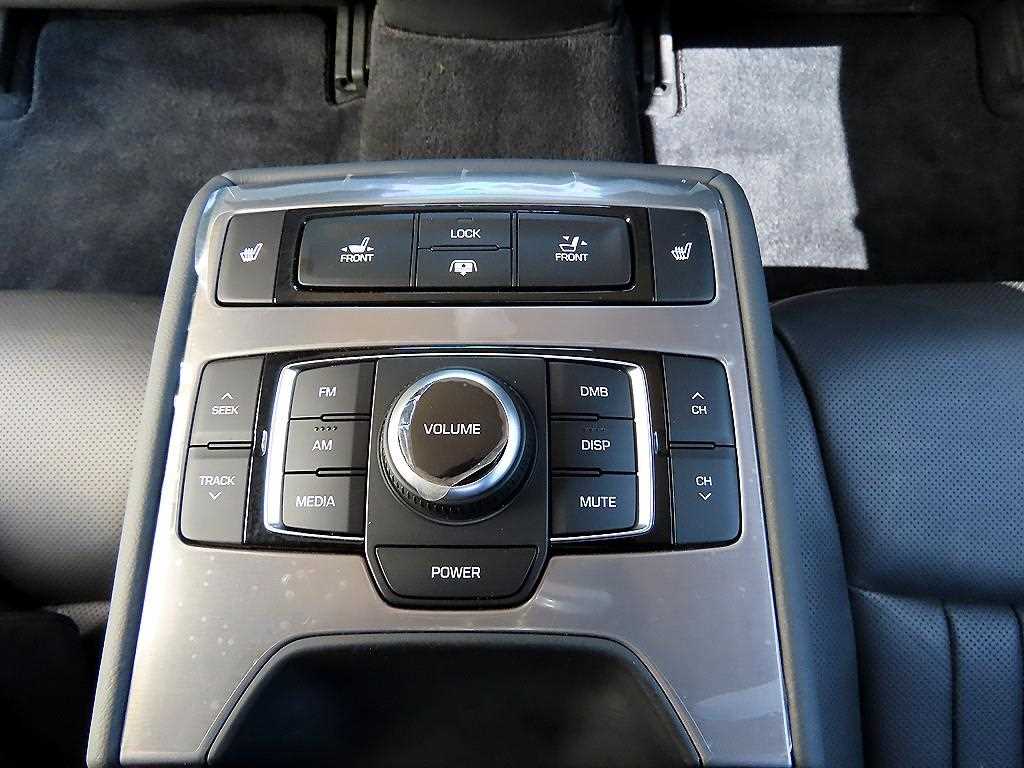 HYUNDAI Genesis 2015 Negro - Importación desde Corea - HF Imports Iquique - Foto 18