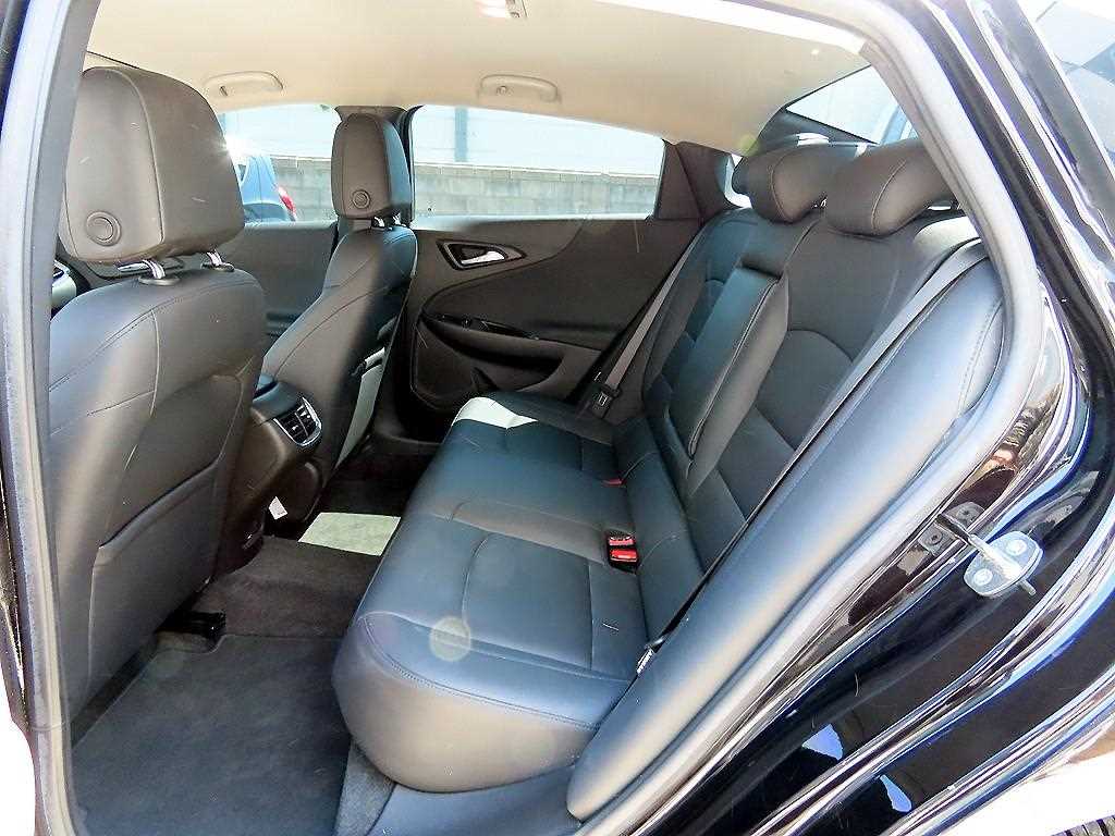 Chevrolet Malibu - Vista 6