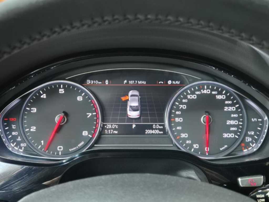 Audi A8 - Vista 6