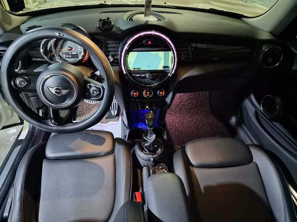 Mini Cooper - Vista 8