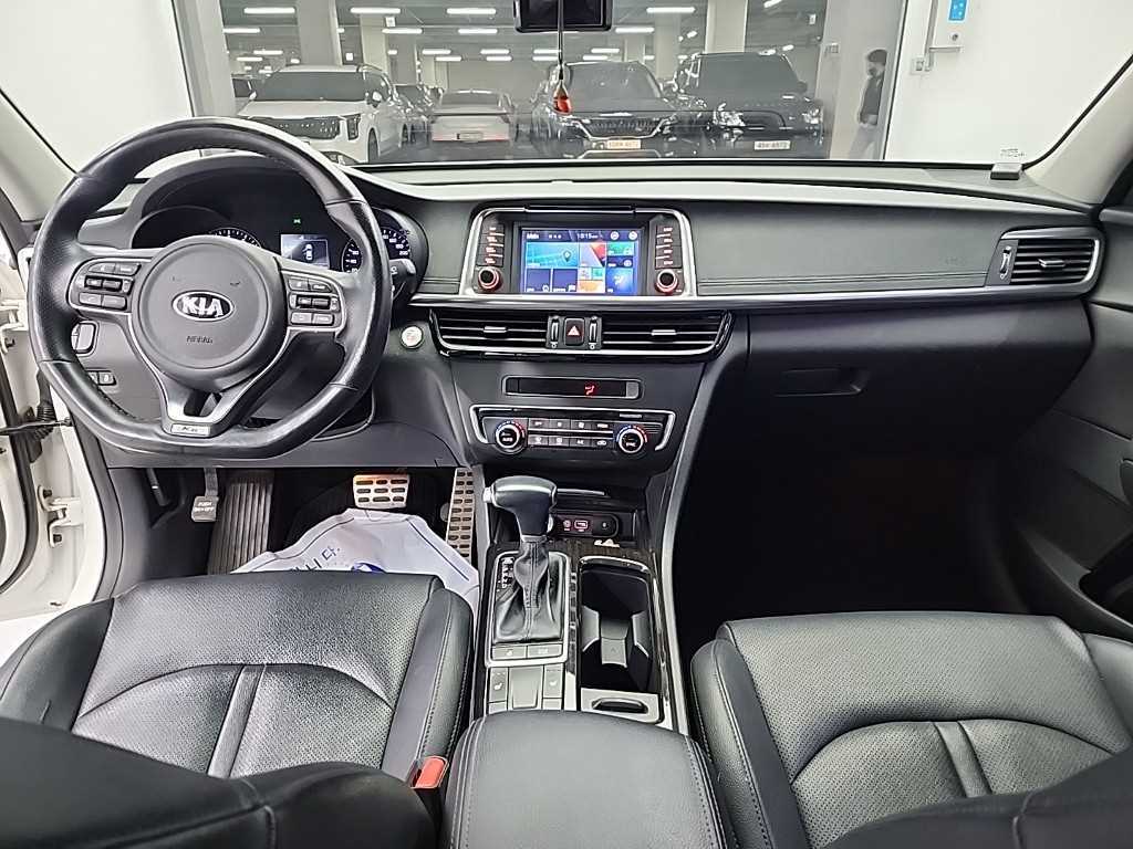 KIA K5 - Vista 7