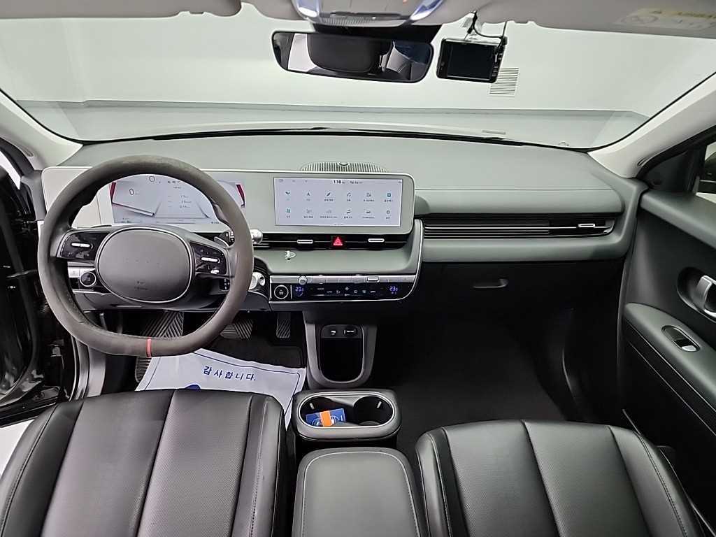 HYUNDAI Ioniq 5 - Vista 7