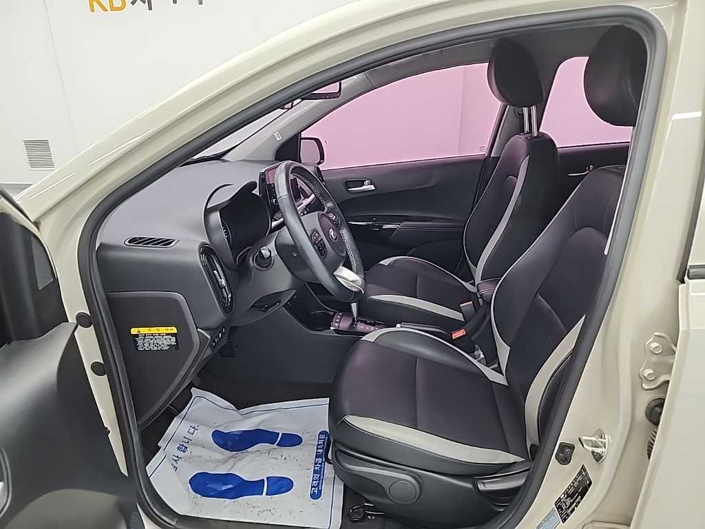 KIA Morning - Vista 11