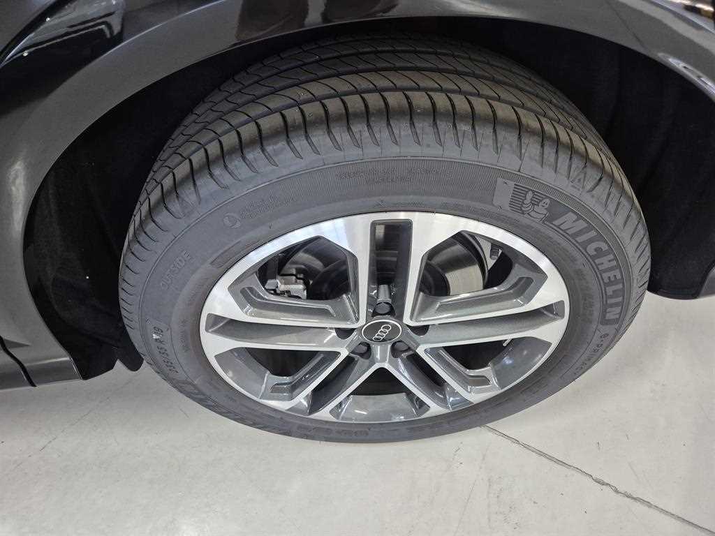 Audi Q5 - Vista 5