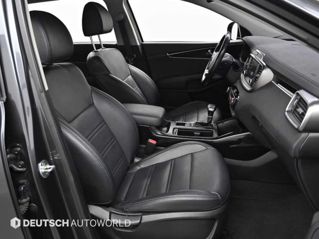 KIA Sorento - Vista 10