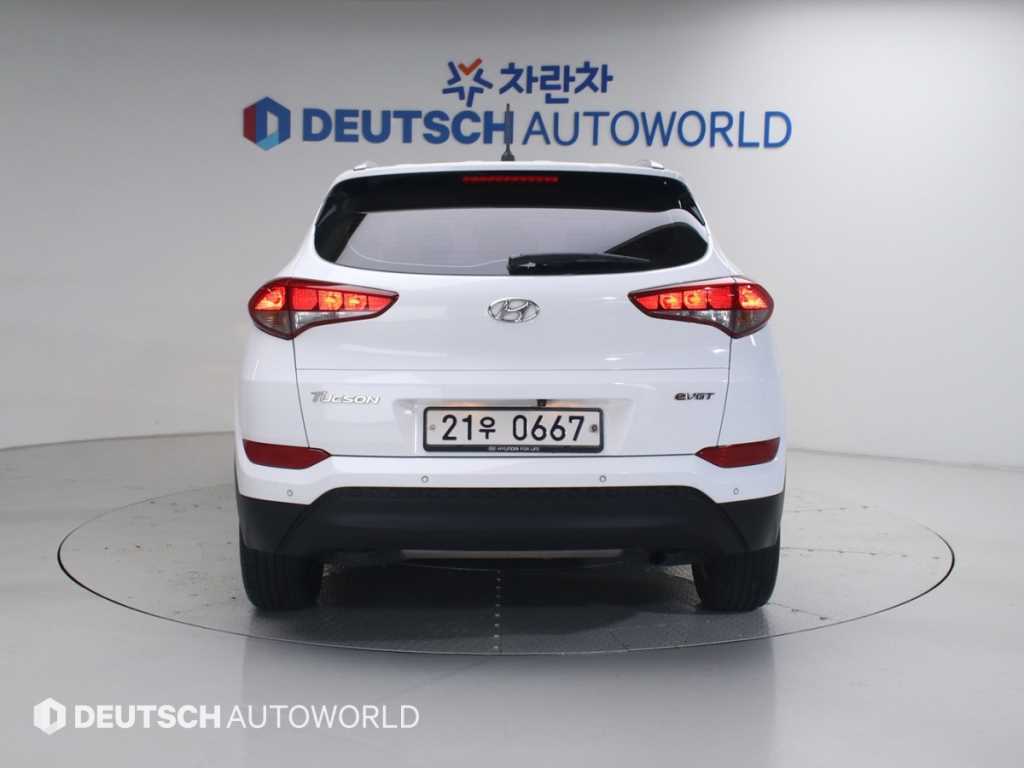 HYUNDAI Tucson - Vista 4