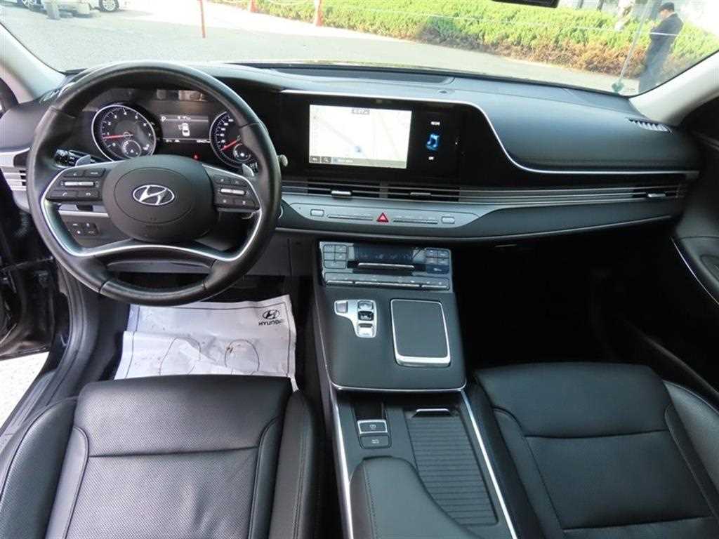 HYUNDAI Grandeur - Vista 8