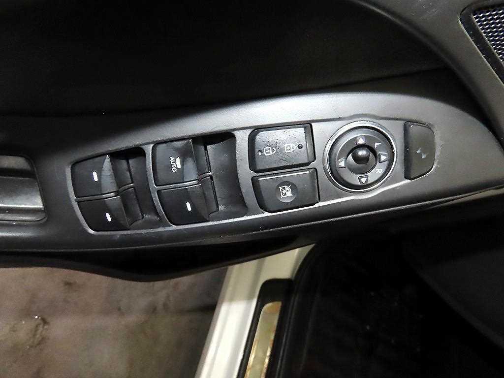 HYUNDAI Avante 2014 Blanco - Importación desde Corea - HF Imports Iquique - Foto 14