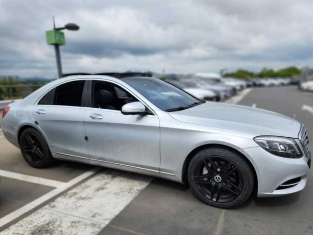 Mercedes Benz S Class - Vista 3