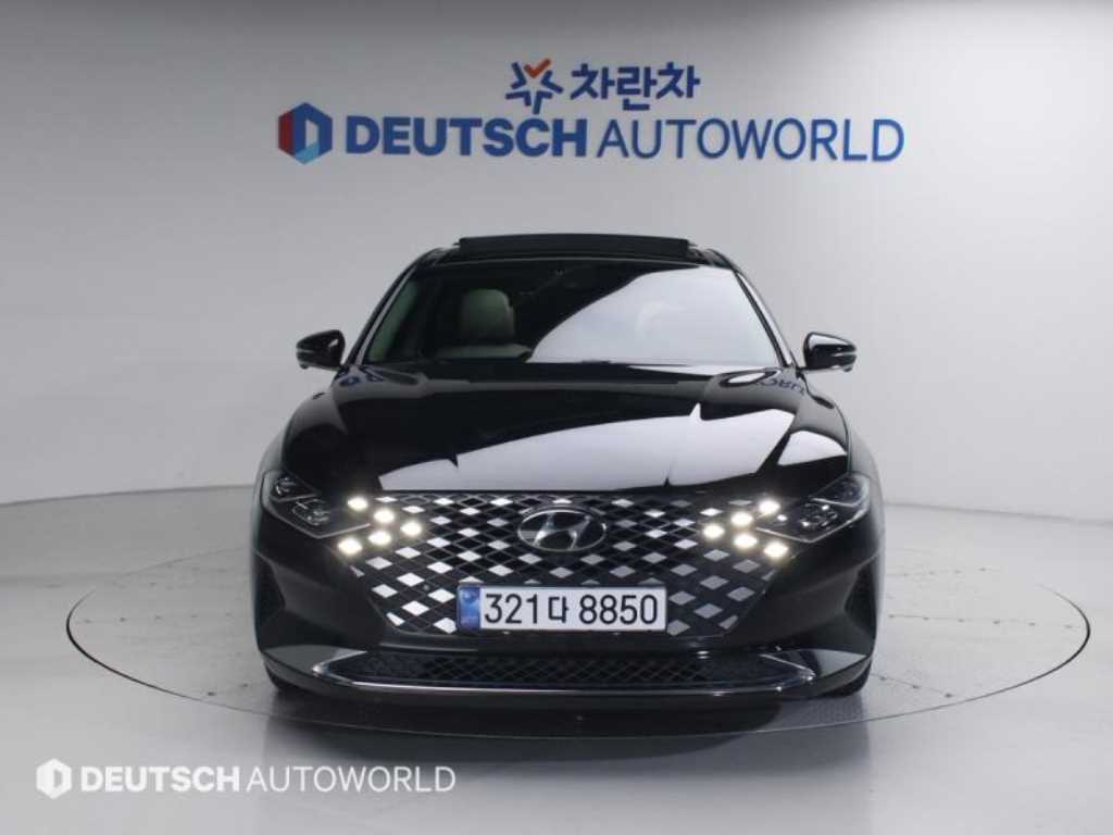 HYUNDAI Grandeur - Vista 2