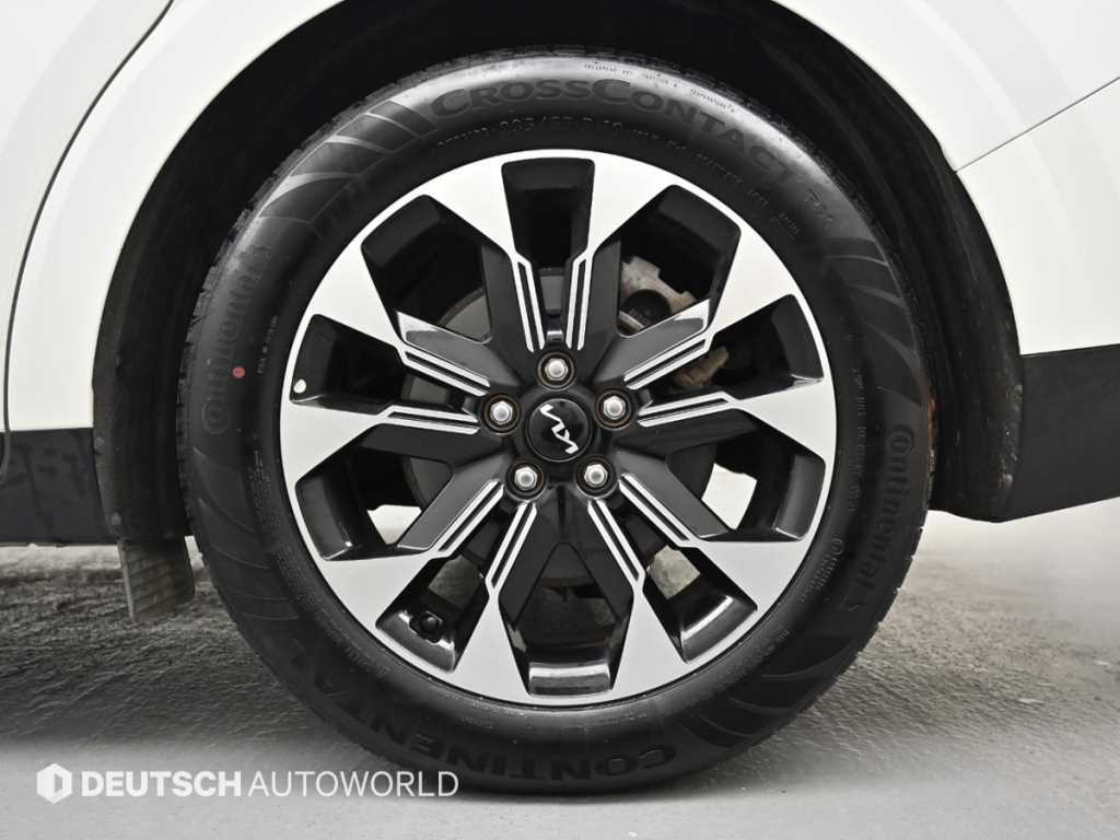 KIA Carnival - Vista 5