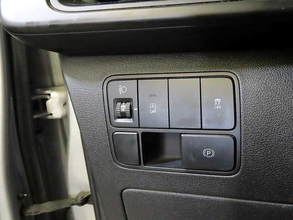 HYUNDAI Staria 2022 Plateado - Importación desde Corea - HF Imports Iquique - Foto 17