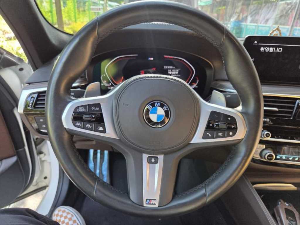 BMW 5 Series - Vista 7