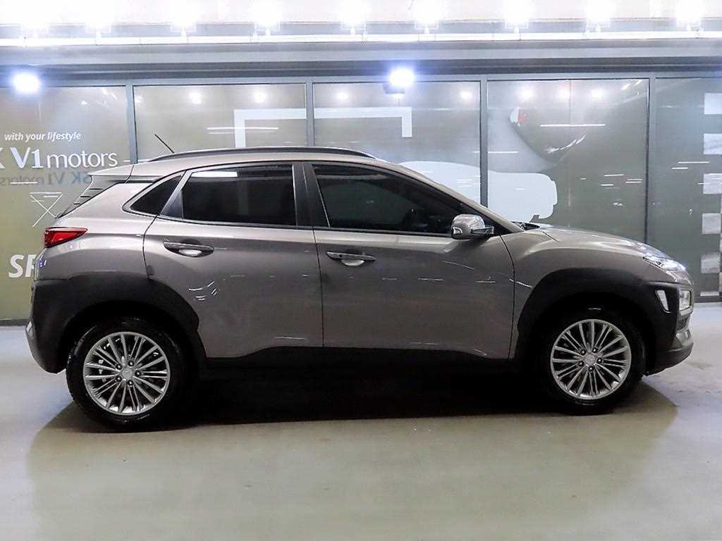HYUNDAI Kona - Vista 3