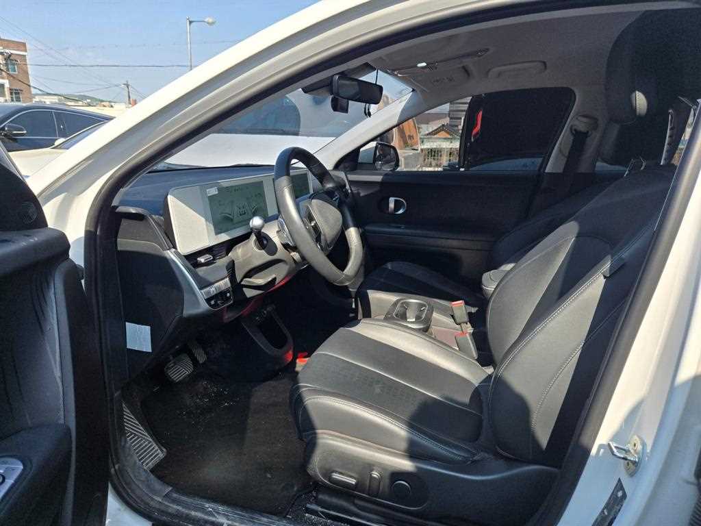 HYUNDAI Ioniq 5 - Vista 5