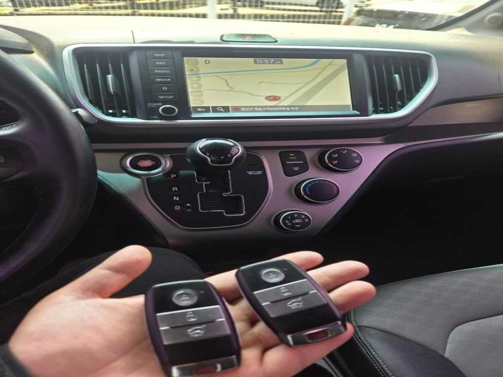 KIA Ray - Vista 10