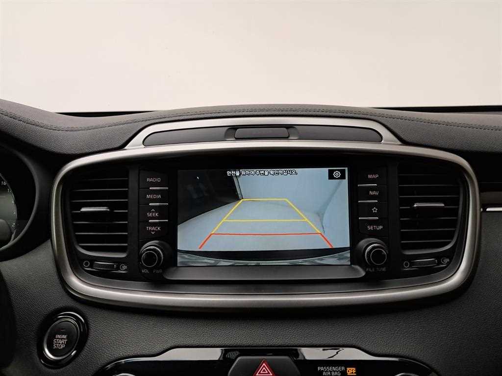 KIA Sorento - Vista 10