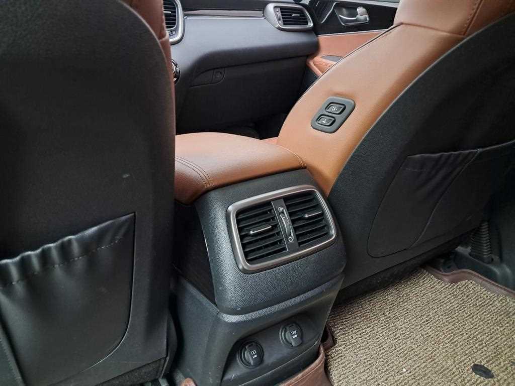 KIA Sorento 2018 Café - Importación desde Corea - HF Imports Iquique - Foto 16