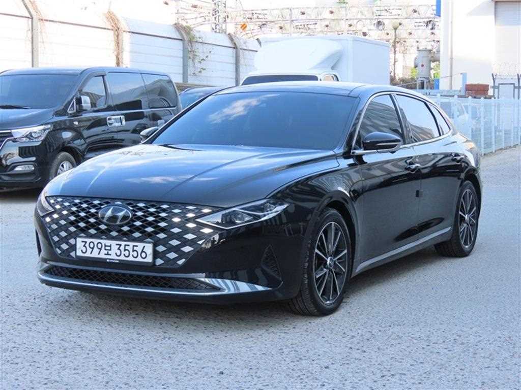 HYUNDAI Grandeur - Vista 2