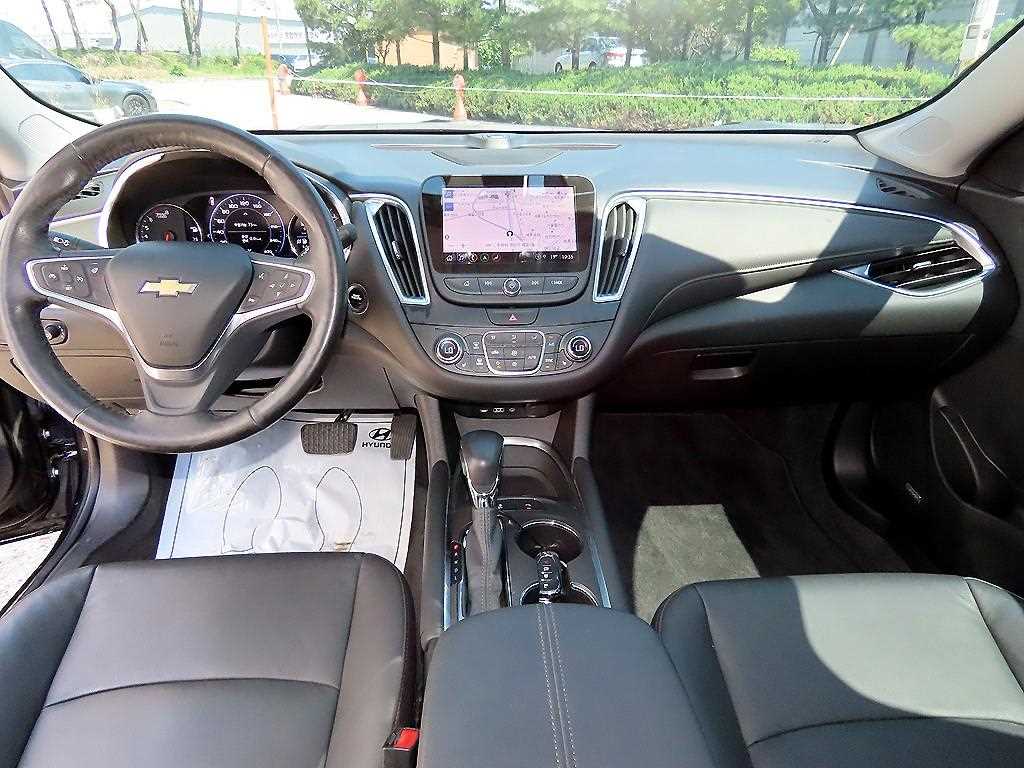 Chevrolet Malibu - Vista 7