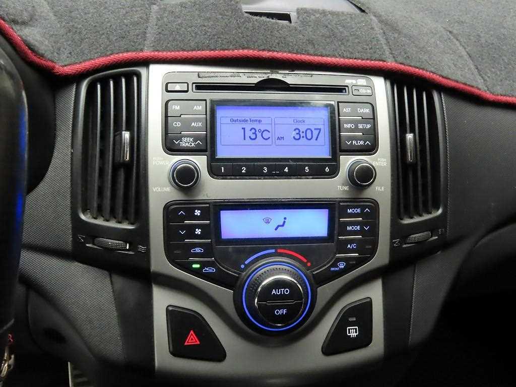 HYUNDAI i30 - Vista 9
