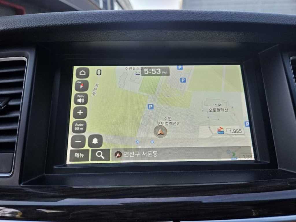 Genesis G80 - Vista 10