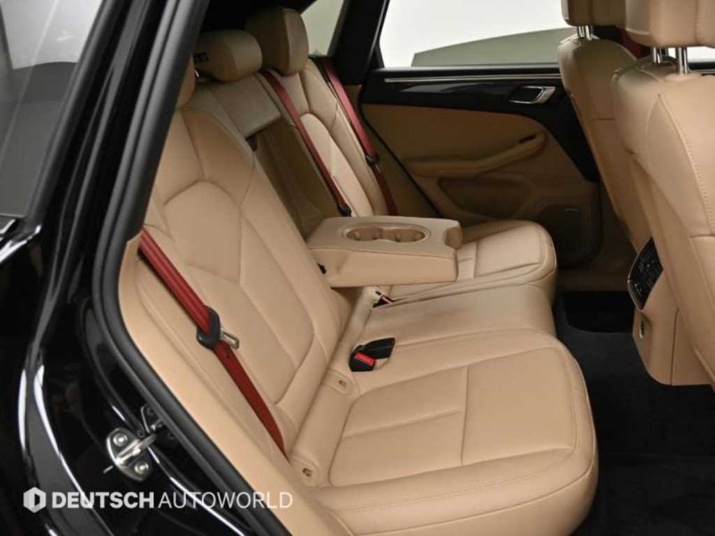 Porsche Macan - Vista 12