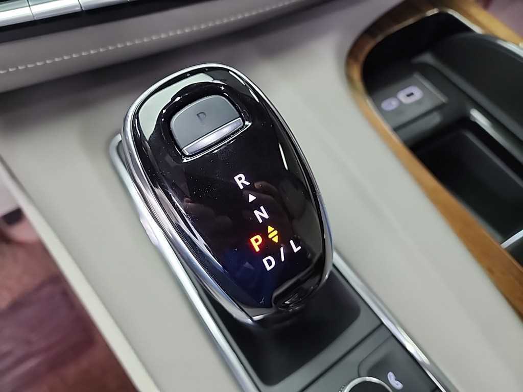 Cadillac Escalade - Vista 8