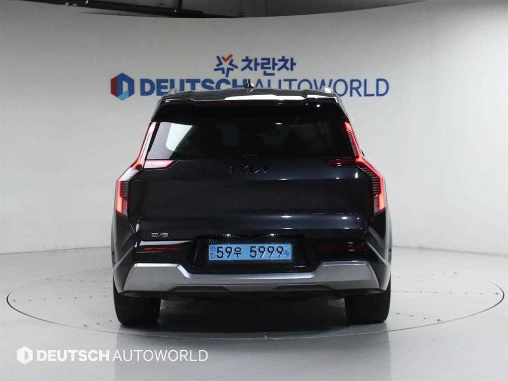 KIA EV9 - Vista 4
