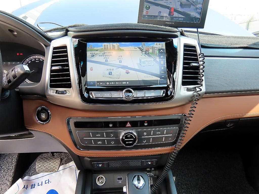 Ssangyong Rexton 2019 Gris - Importación desde Corea - HF Imports Iquique - Foto 13