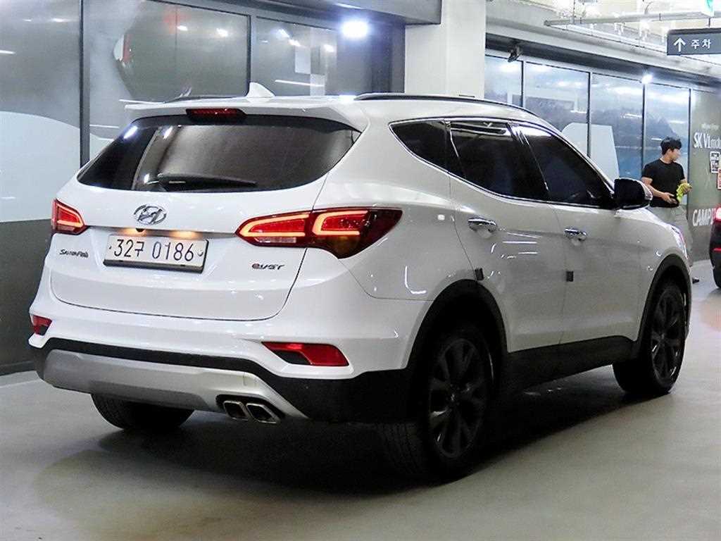HYUNDAI Santa Fe - Vista 4