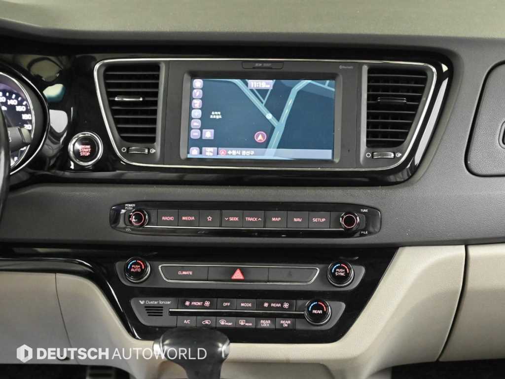KIA Carnival 2018 Negro - Importación desde Corea - HF Imports Iquique - Foto 14