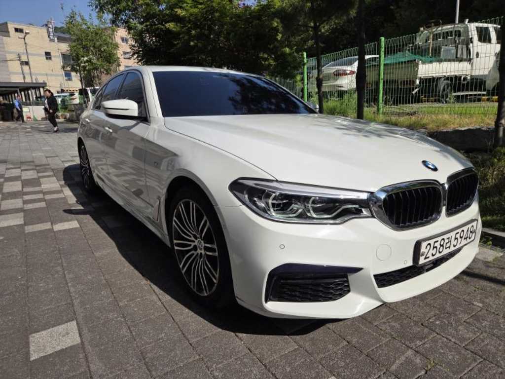 BMW 5 Series - Vista 2