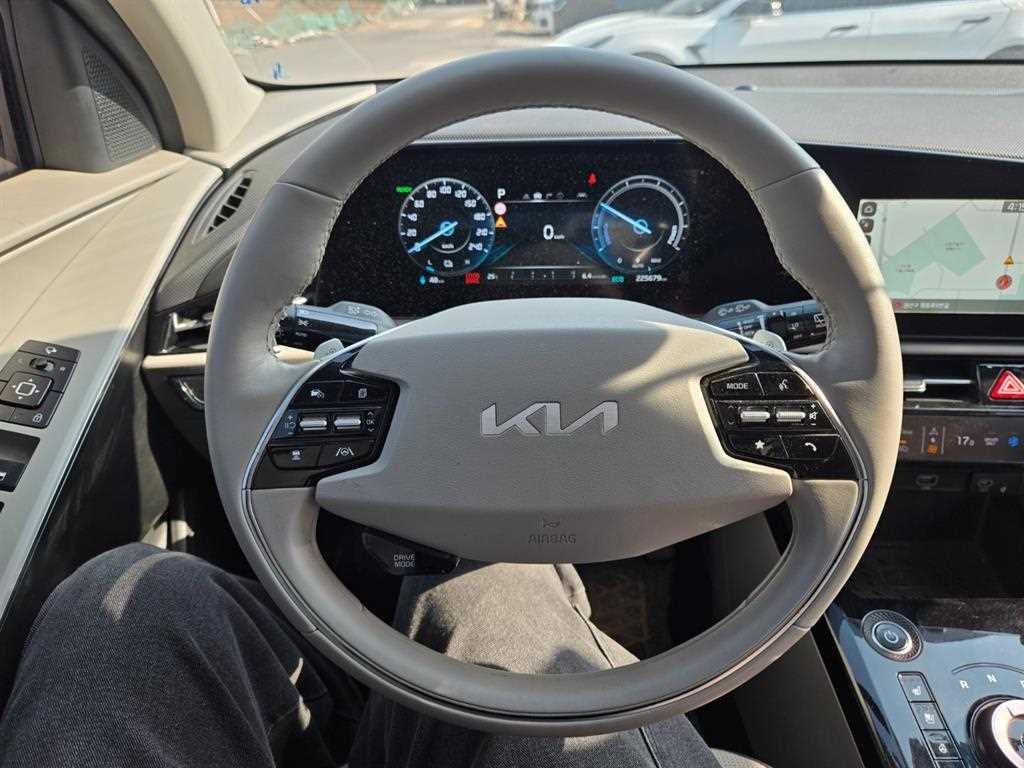 KIA Niro - Vista 9