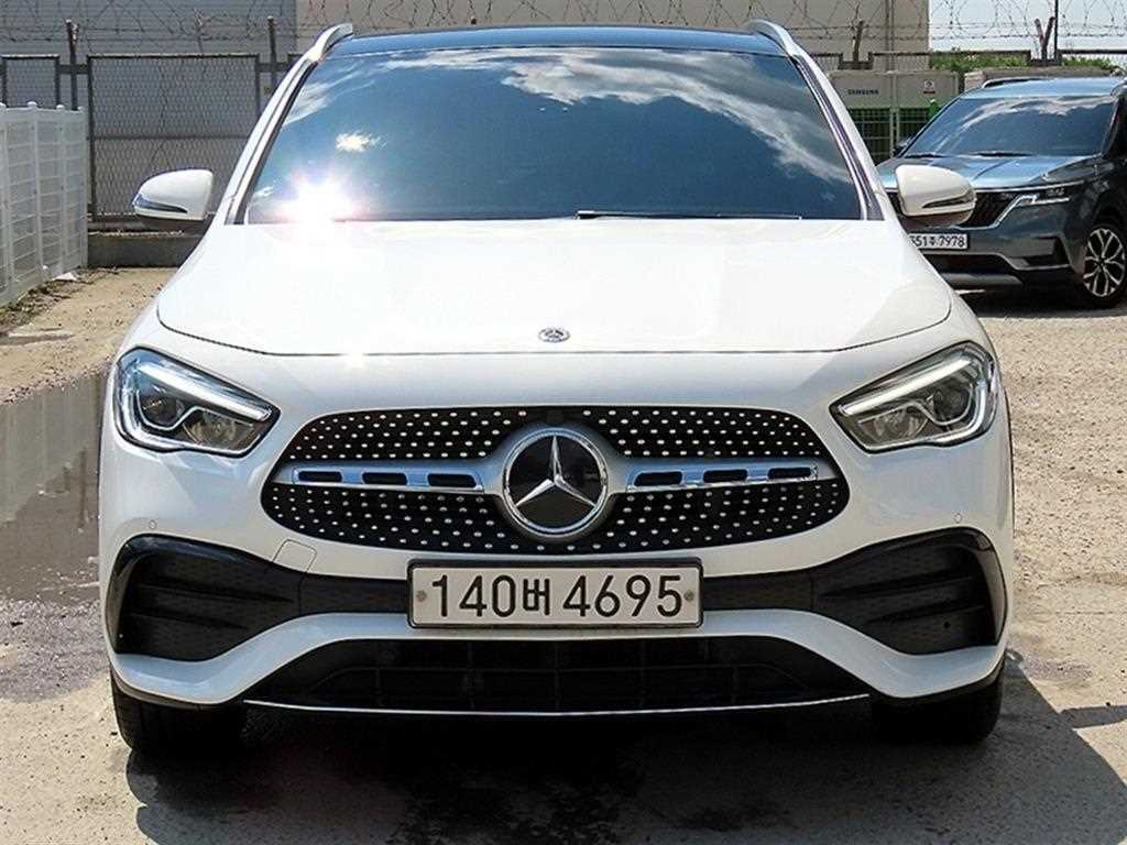 Mercedes Benz GLA Class 2020 Blanco - Importación desde Corea - HF Imports Iquique - Foto 1