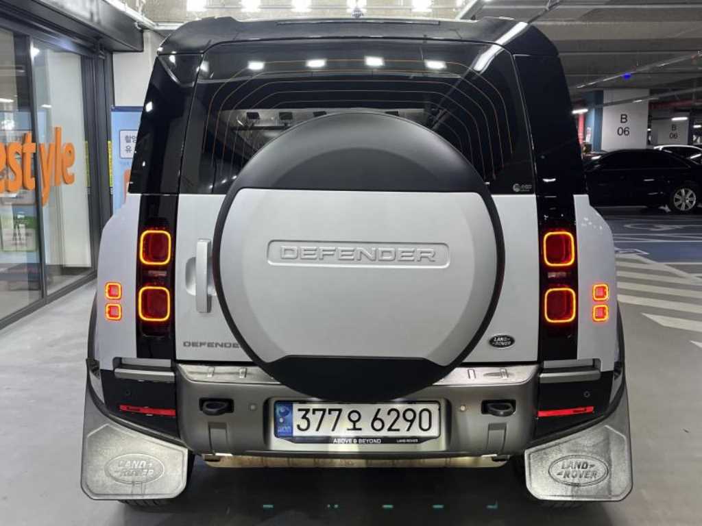 Land Rover Defender - Vista 5