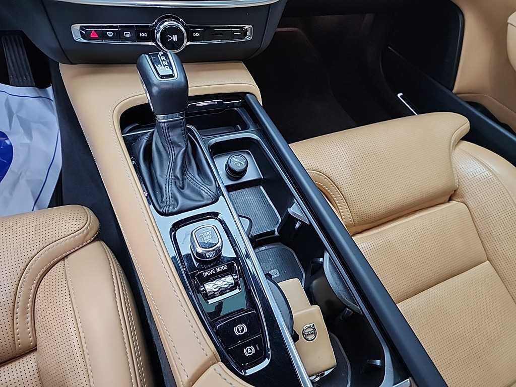Volvo S90 - Vista 8