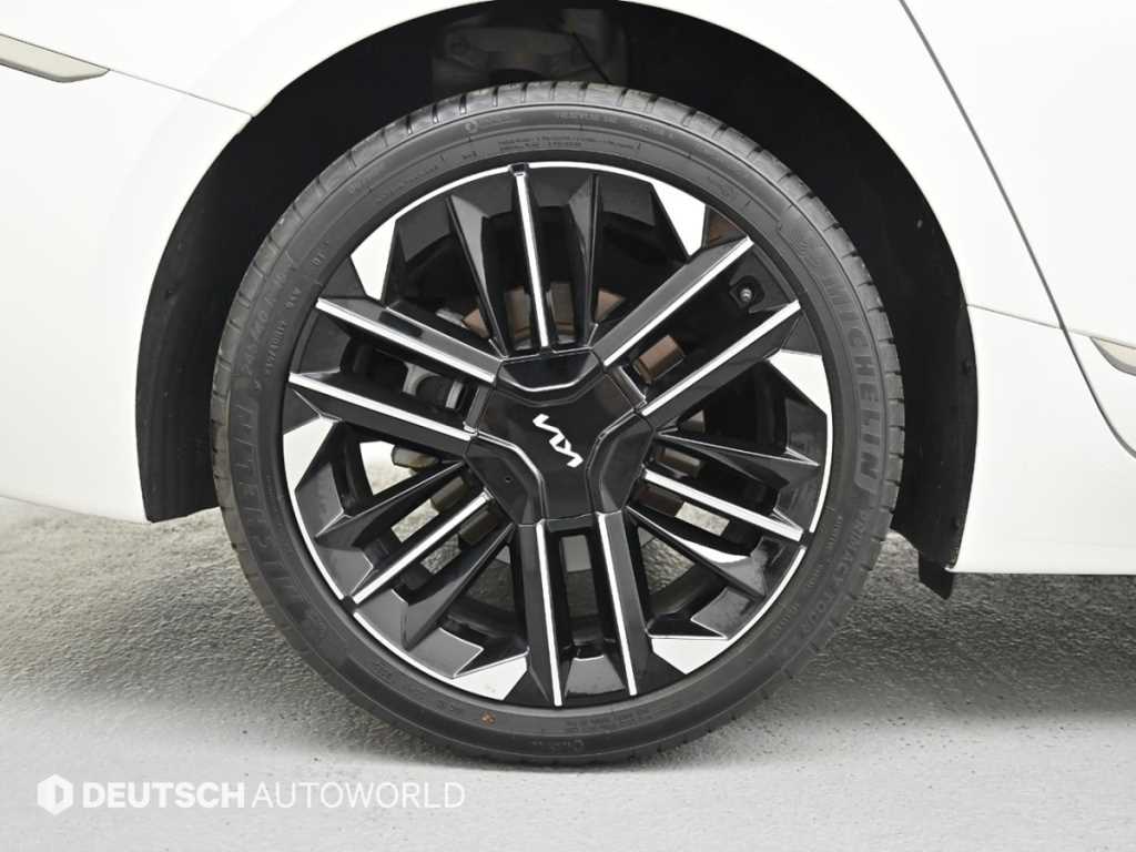 KIA K8 - Vista 5
