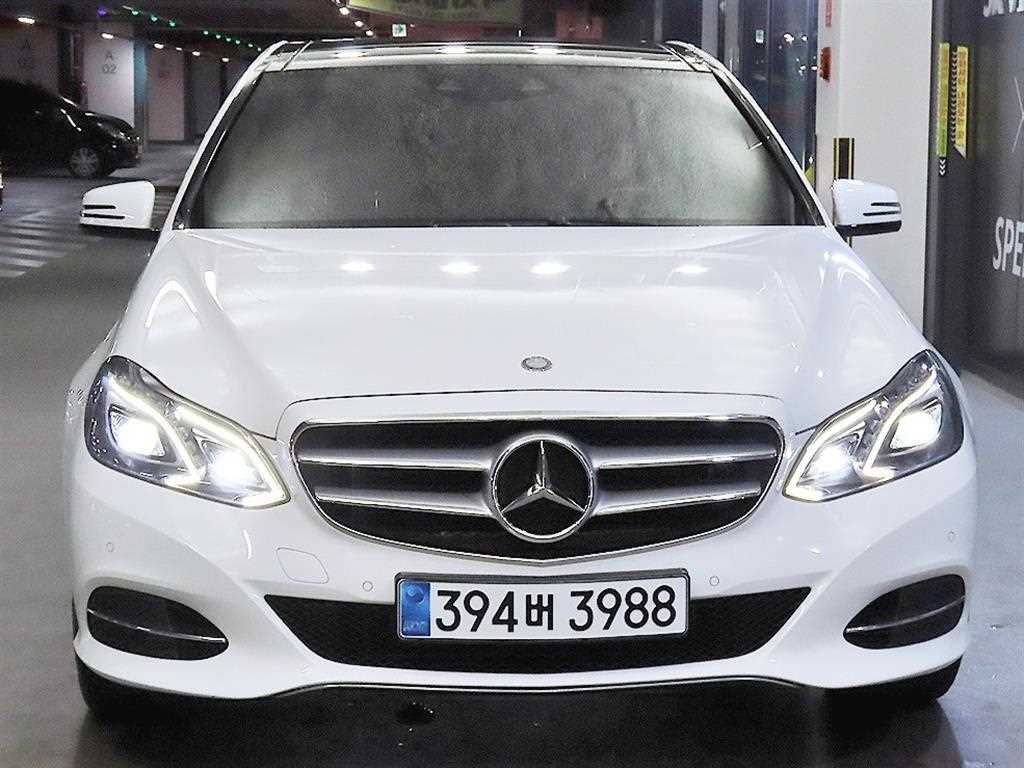 Mercedes Benz E class - Vista 2
