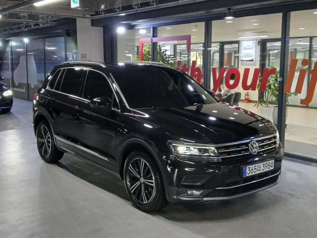 Volkswagen Tiguan - Vista 2