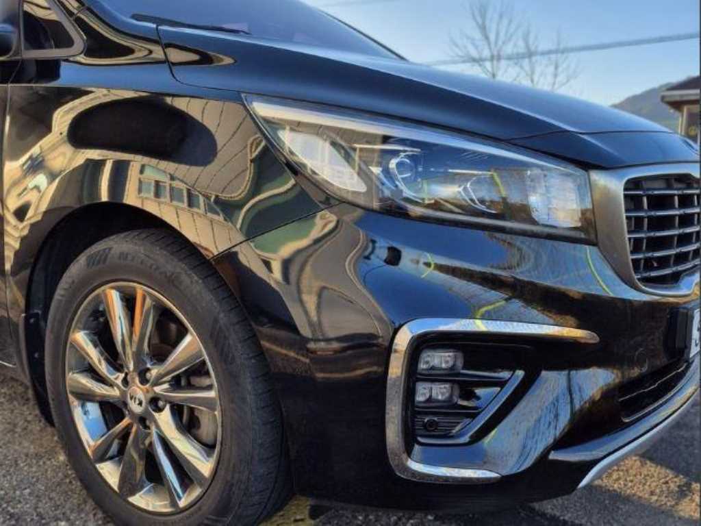 KIA Carnival - Vista 2