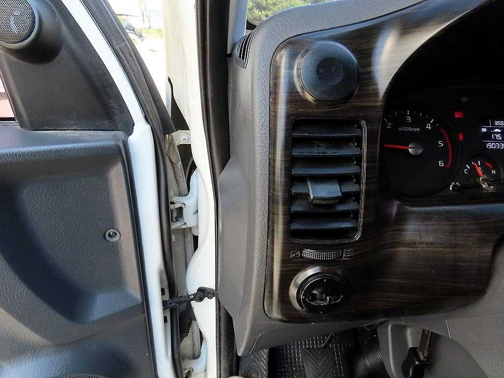 Small Truck Cargo (small) - Vista 12