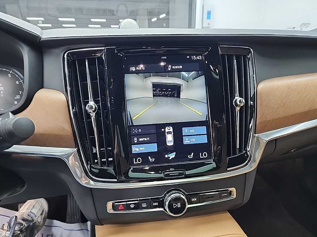 Volvo S90 - Vista 10