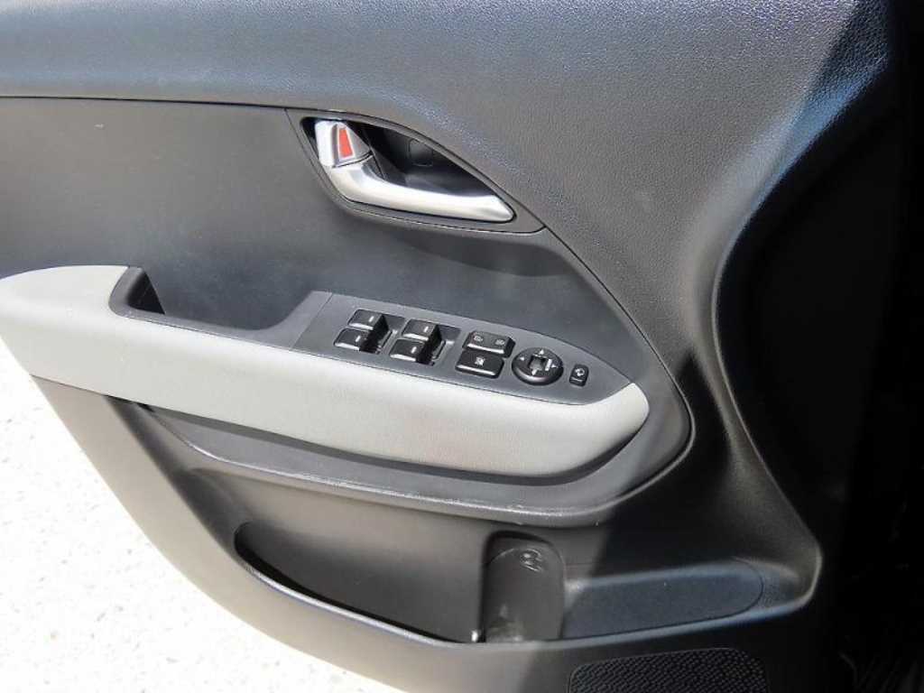 KIA Ray - Vista 11