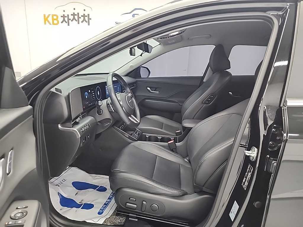 HYUNDAI Kona - Vista 11