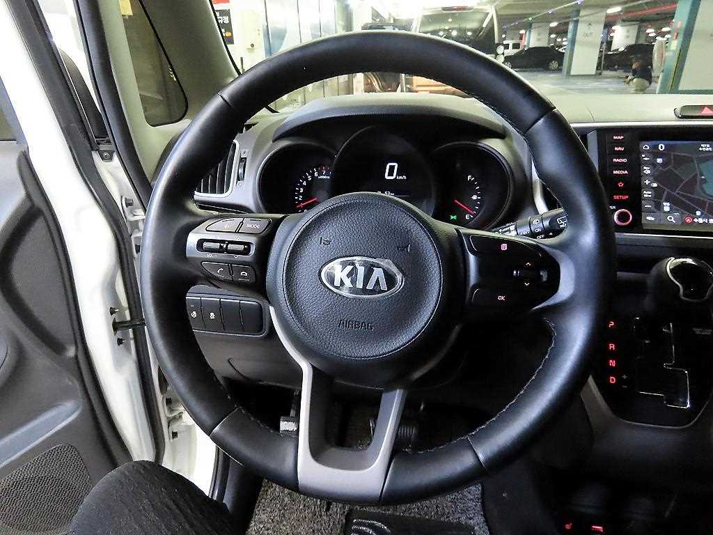 KIA Ray - Vista 8