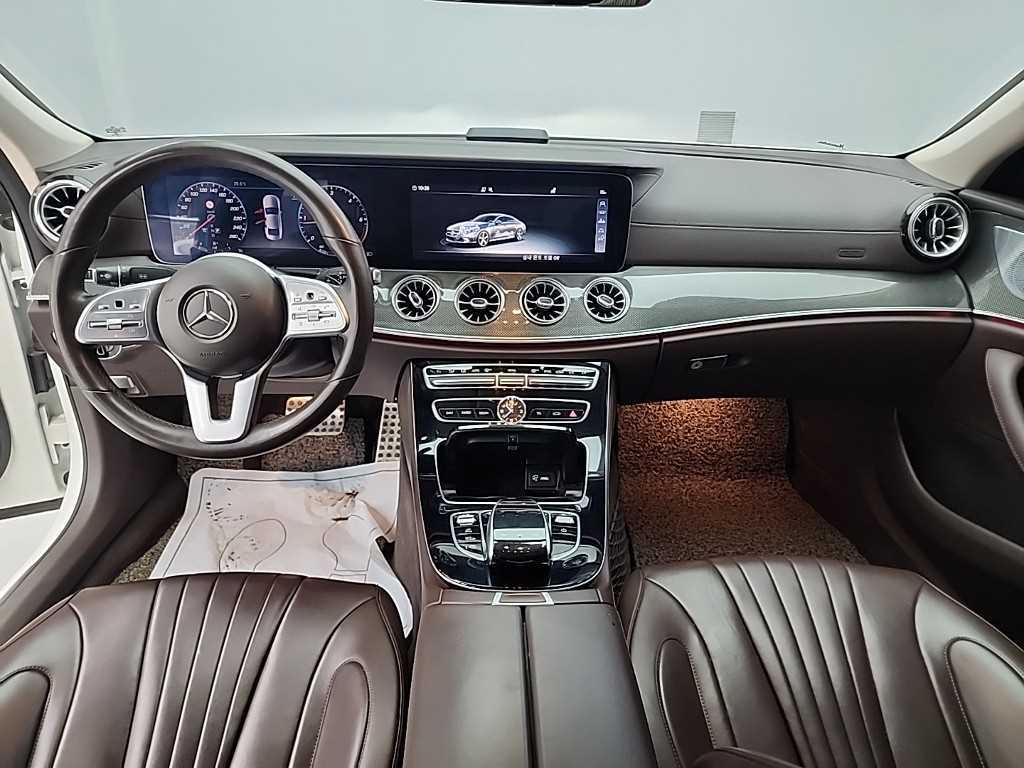 Mercedes Benz CLS Class - Vista 7